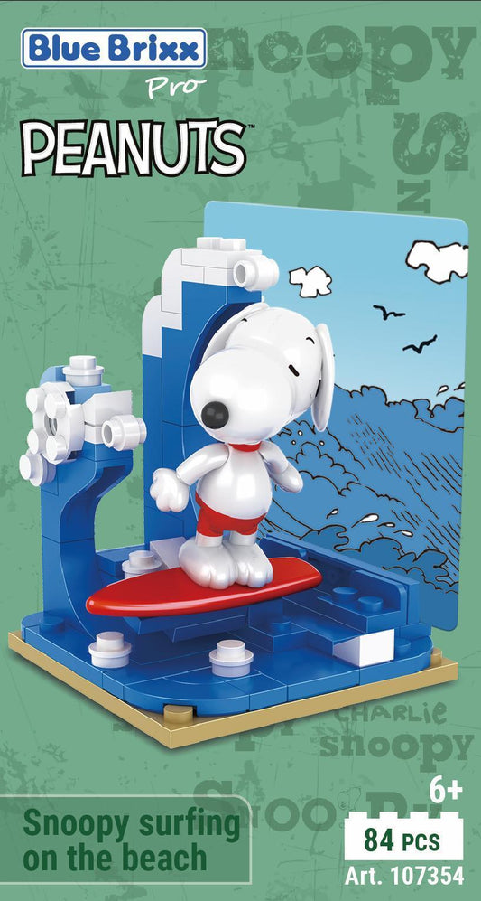Bluebrixx Snoopy surfing on the beach Set 107354