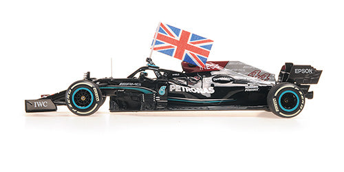 Minichamps 1:43 Mercedes-AMG Petronas Formula One Team W12 E Performance - Hamilton, Winner British GP 2021