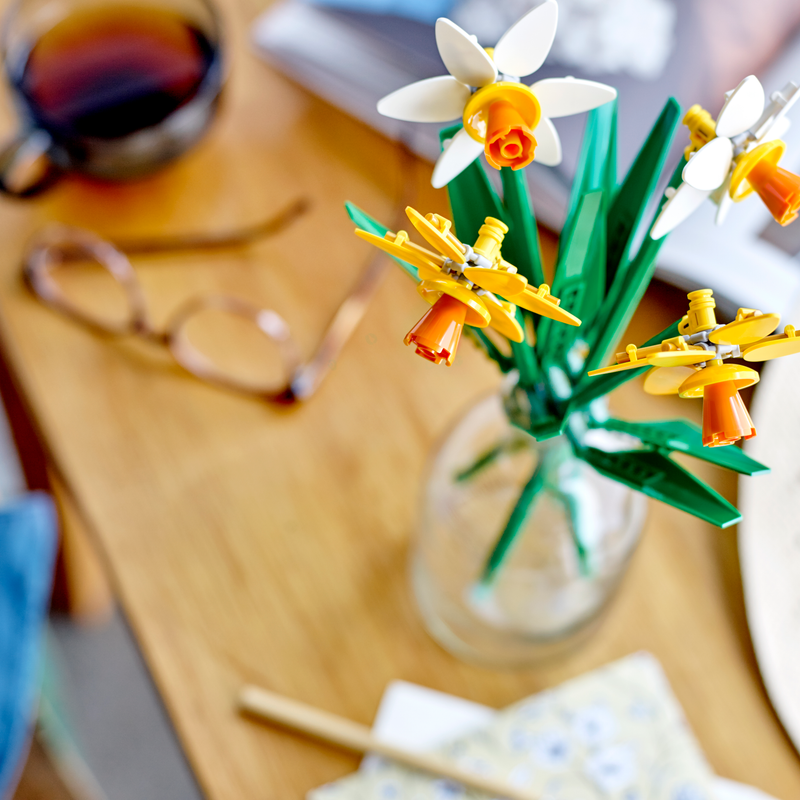 LEGO Daffodils Set 40747