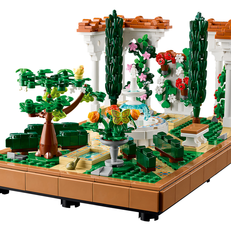 LEGO Fountain Garden Set 10359