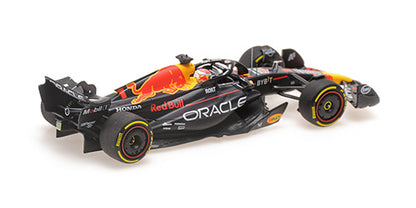 Minichamps 1:43 Red Bull Racing RB19 - Max Verstappen 2023 British GP Winner - #417231101