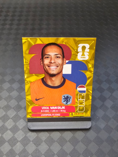 2026 Panini FIFA World Cup Sticker Netherlands Gold Crumple Exclusive