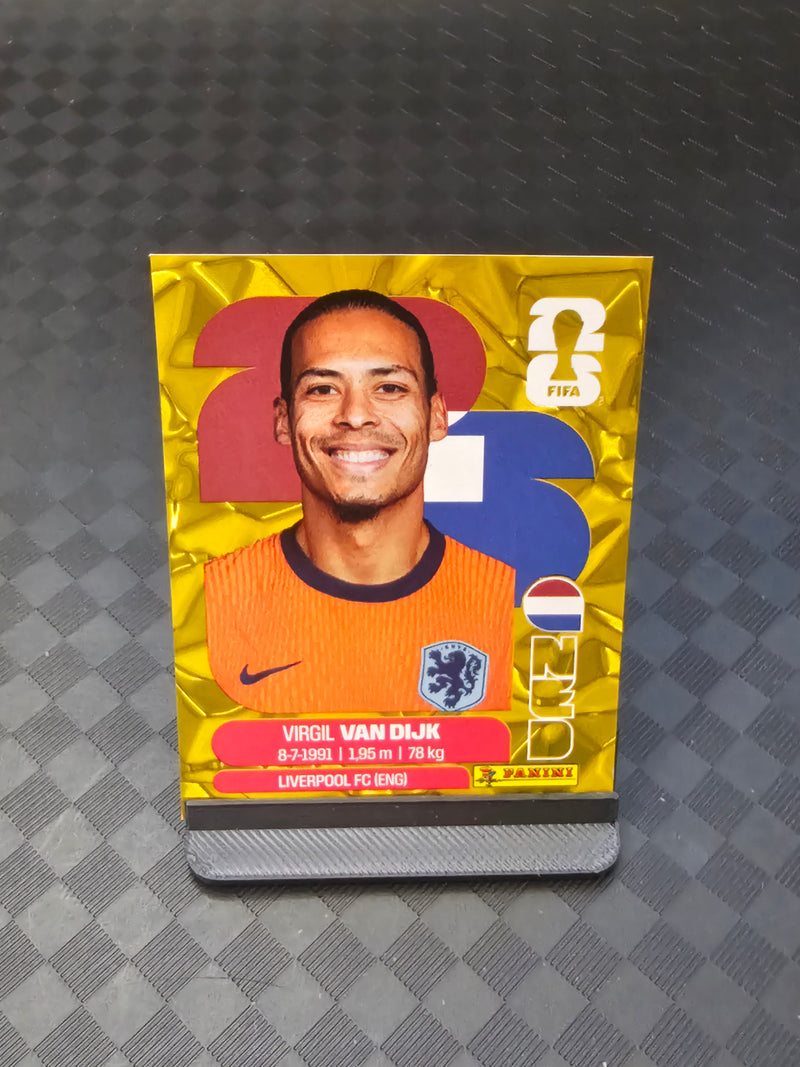 2026 Panini FIFA World Cup Sticker Netherlands Gold Crumple Exclusive